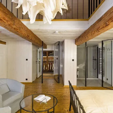 게스트하우스 Homutuv Statek