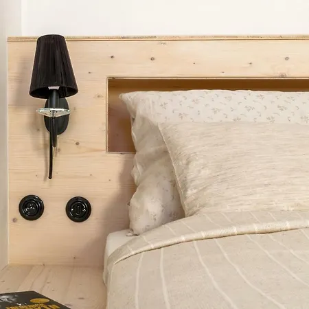 Homutuv Statek 게스트하우스