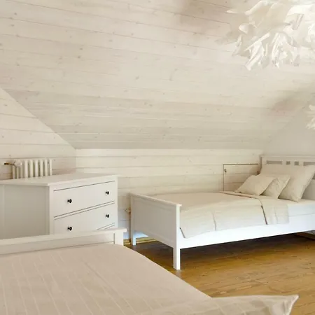 게스트하우스 Homutuv Statek Kokorin