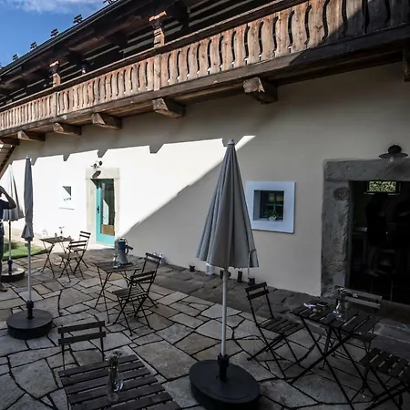 게스트하우스 Homutuv Statek Kokorin