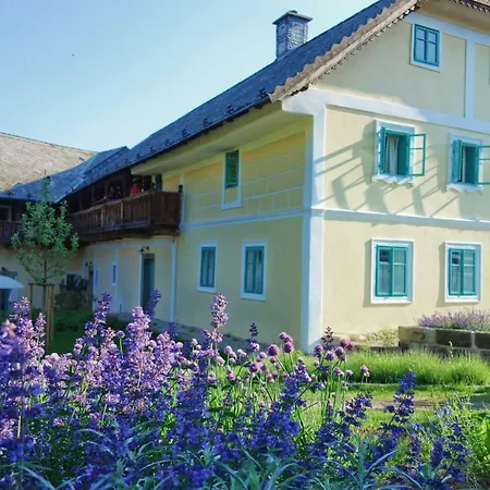 게스트하우스 Homutuv Statek 3*